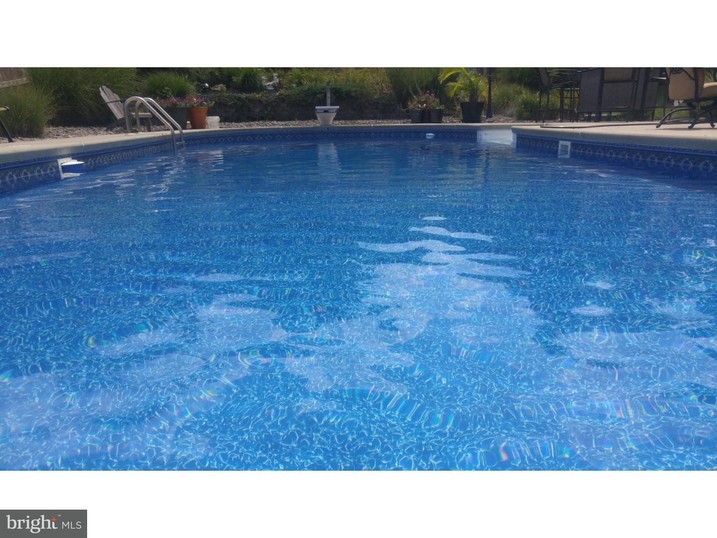 621 Raspberry Lane Williamstown, NJ 08094 - Photo 24 of 25 Pool
