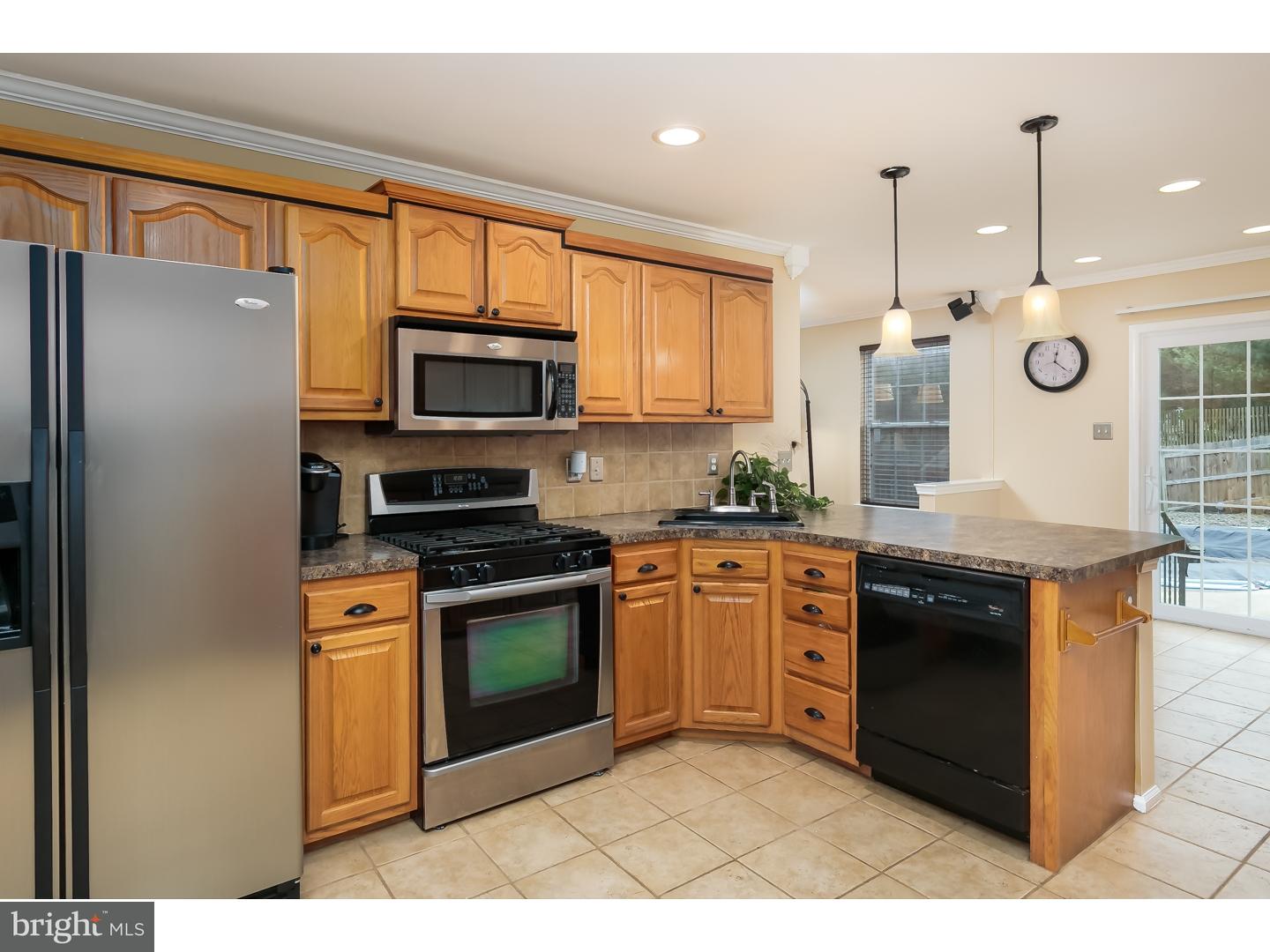 621 Raspberry Lane Williamstown, NJ 08094 - Photo 6 of 25 Kitchen