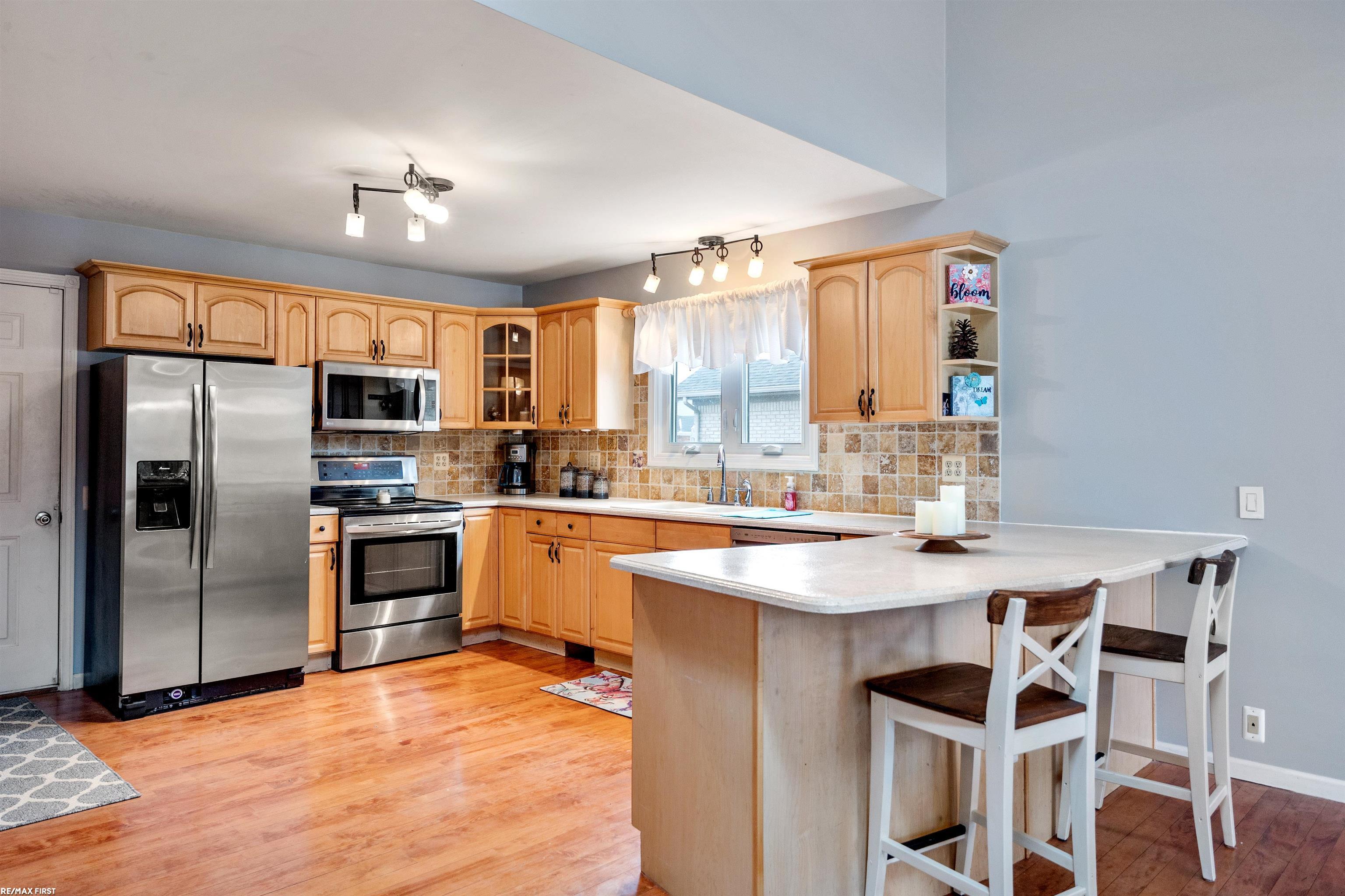 34443 Lillian Road Chesterfield, MI 48047 - Photo 9 of 46