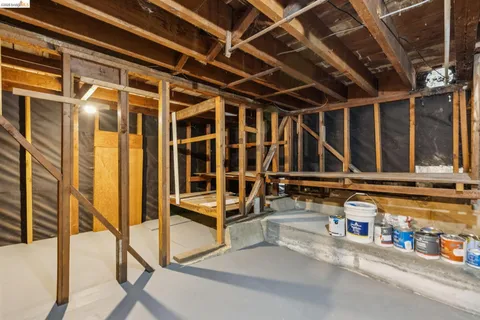 $739,000 | 2380 Leimert Boulevard, Oakland, CA 94602