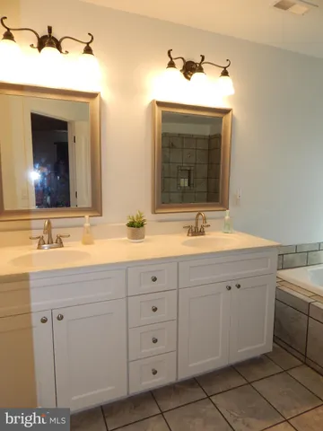 $2,800,000 | 568 Road 172, Hartly, DE 19953