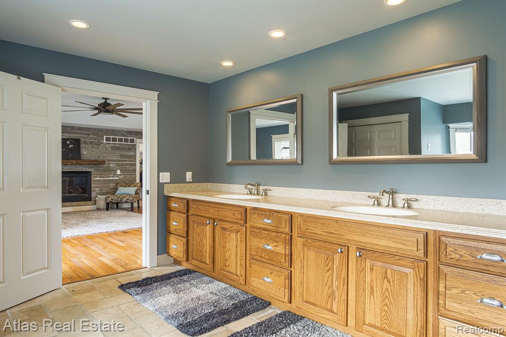 2716 Lake George Road Leonard, MI 48367 - Photo 65 of 98