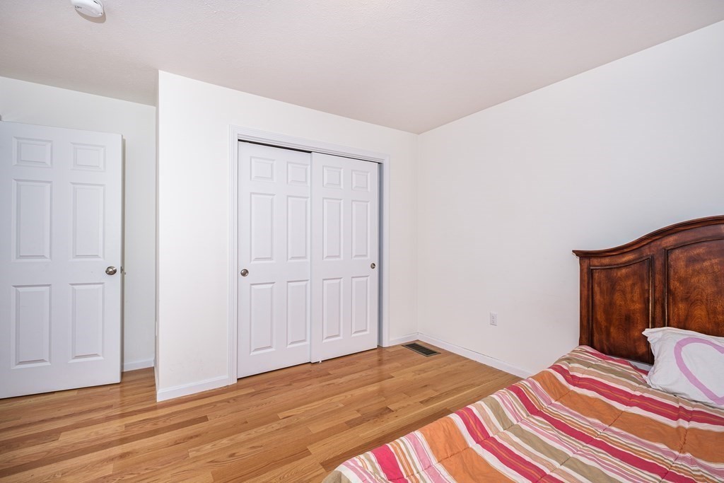 29 Saddle Road Dracut, MA 01826 - Photo 18 of 26 Gallery Image 18