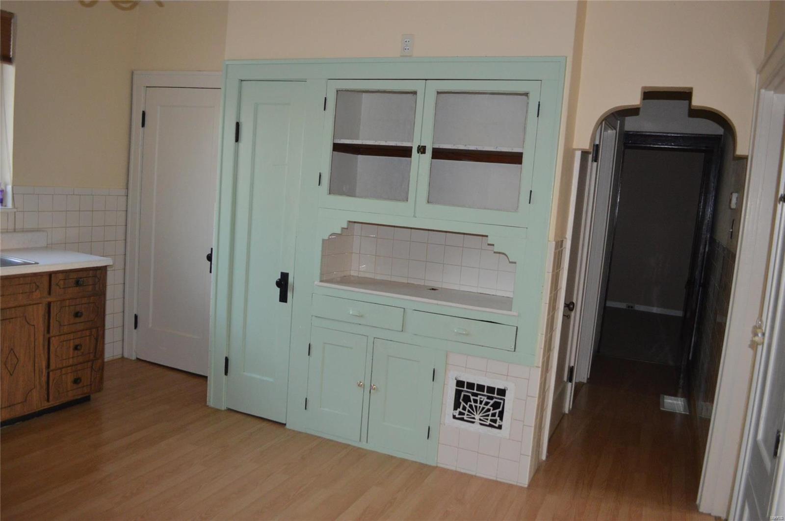4721 Ringer Road St. Louis, MO 63129 - Photo 11 of 25 Gallery Image 11