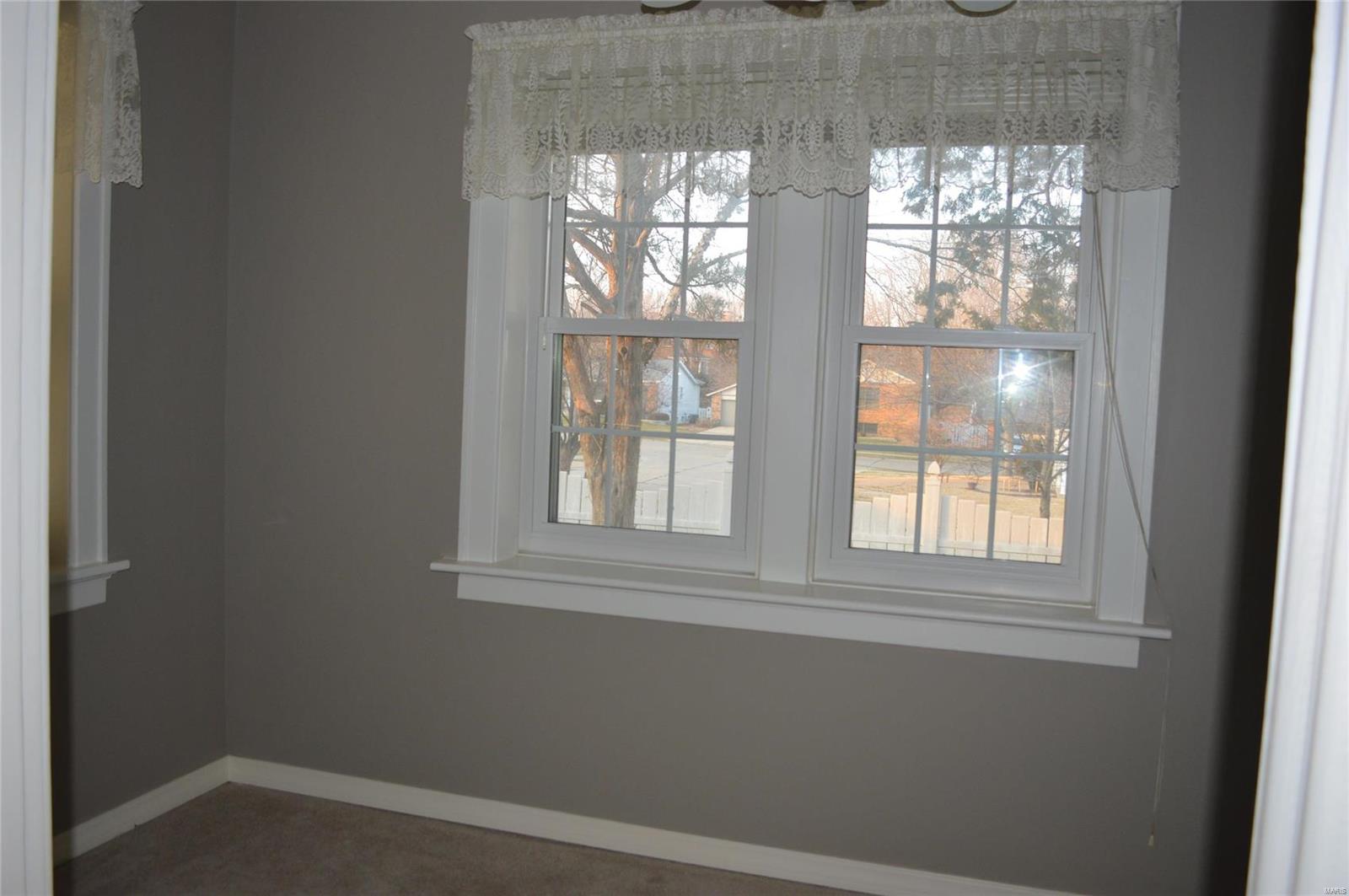 4721 Ringer Road St. Louis, MO 63129 - Photo 12 of 25 Gallery Image 12