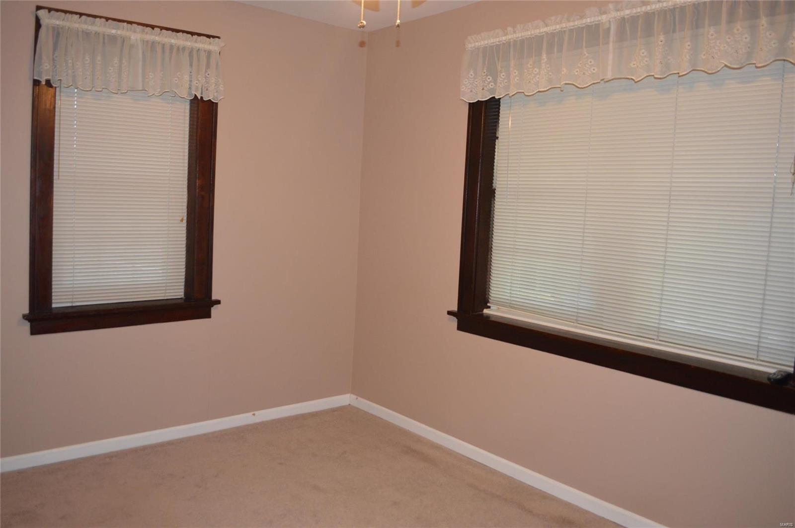 4721 Ringer Road St. Louis, MO 63129 - Photo 14 of 25 Gallery Image 14