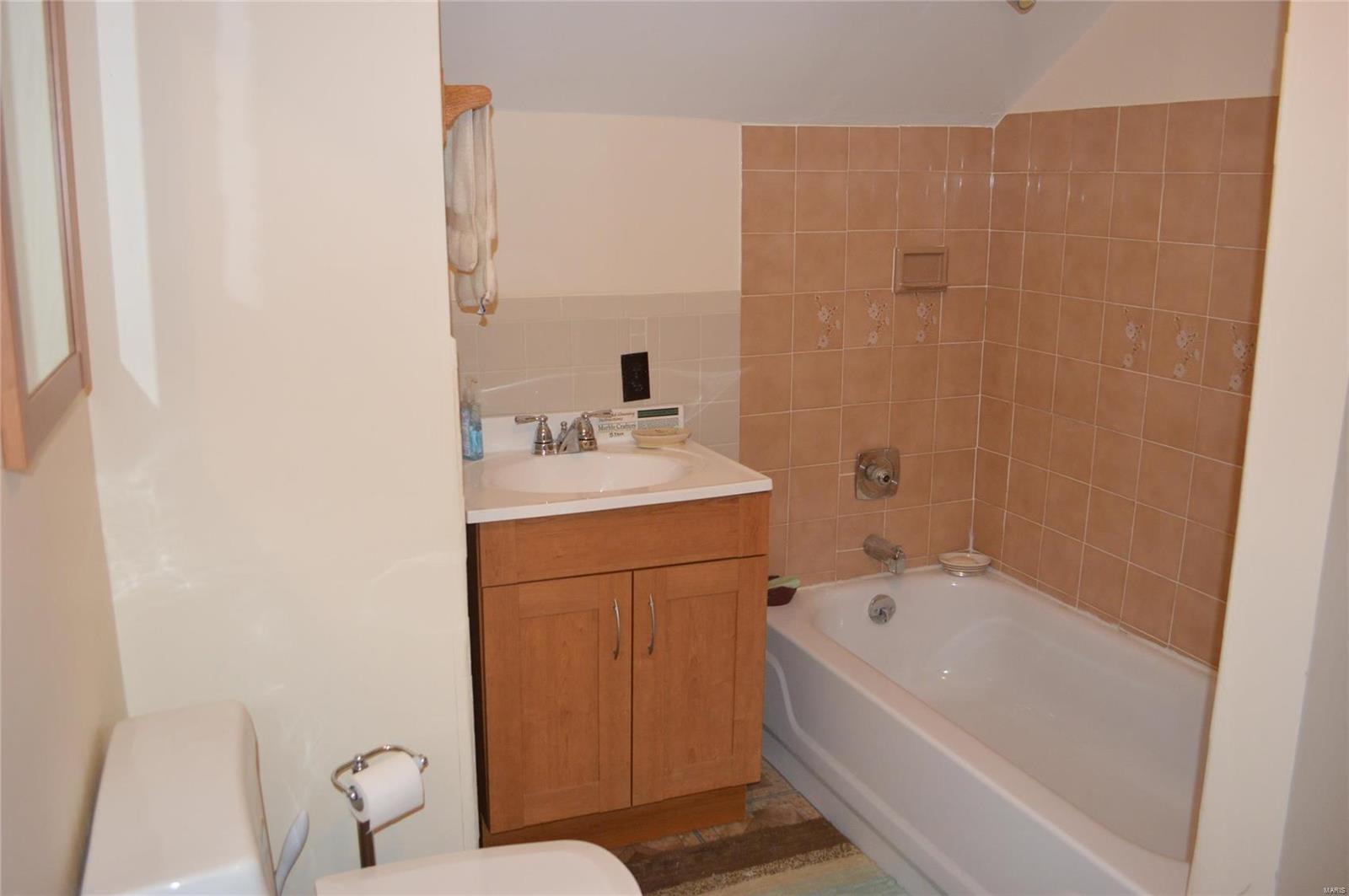 4721 Ringer Road St. Louis, MO 63129 - Photo 17 of 25 Gallery Image 17