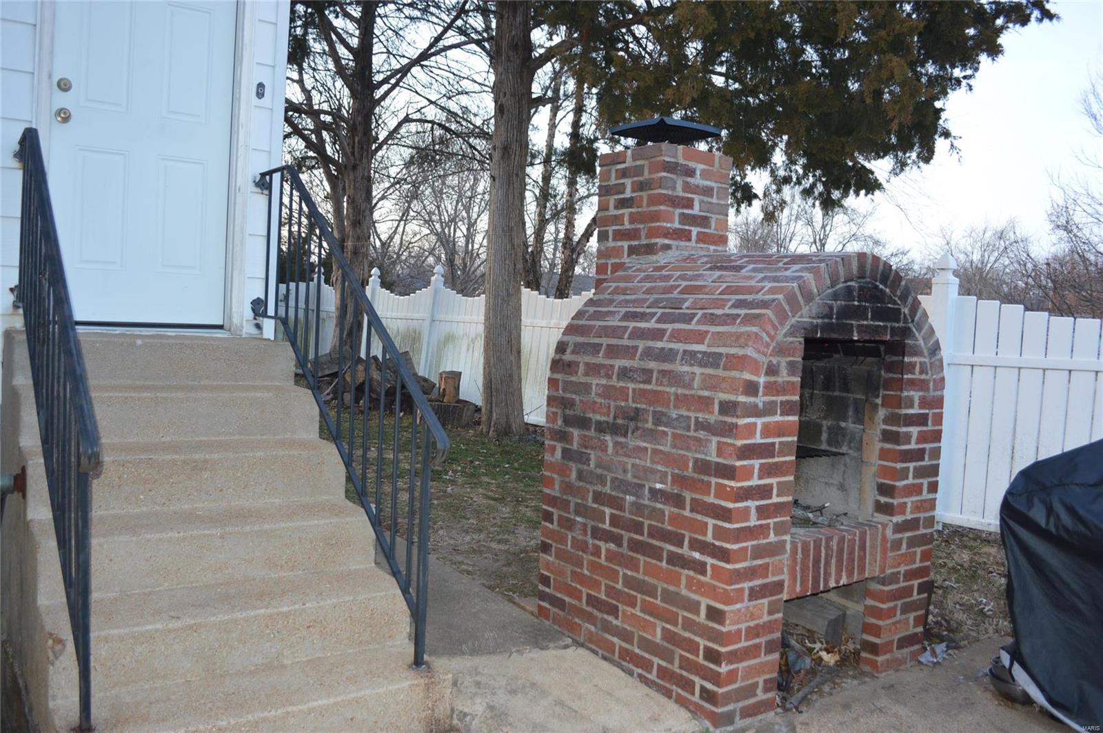 4721 Ringer Road St. Louis, MO 63129 - Photo 24 of 25 Gallery Image 24