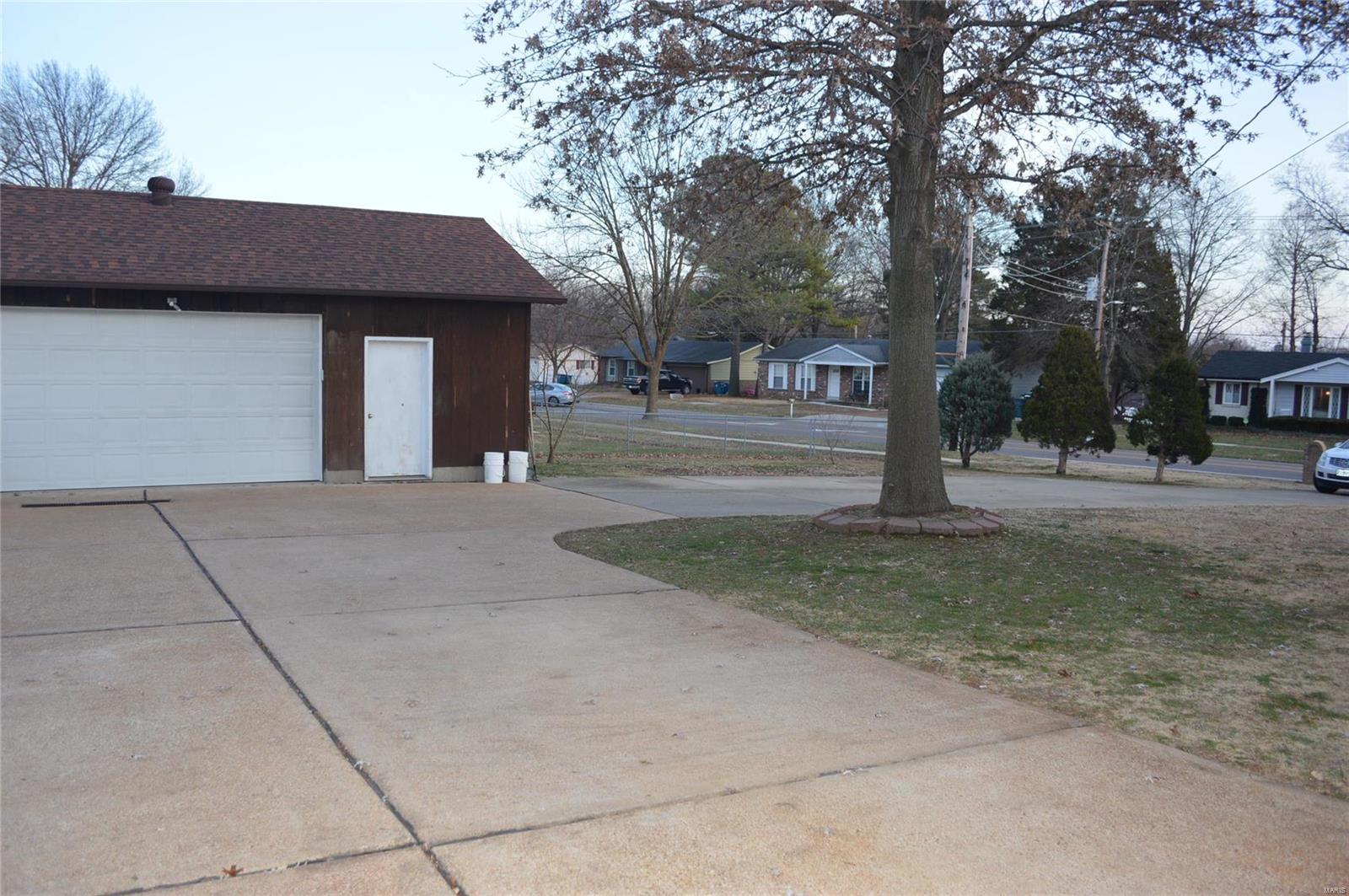 4721 Ringer Road St. Louis, MO 63129 - Photo 25 of 25 Gallery Image 25