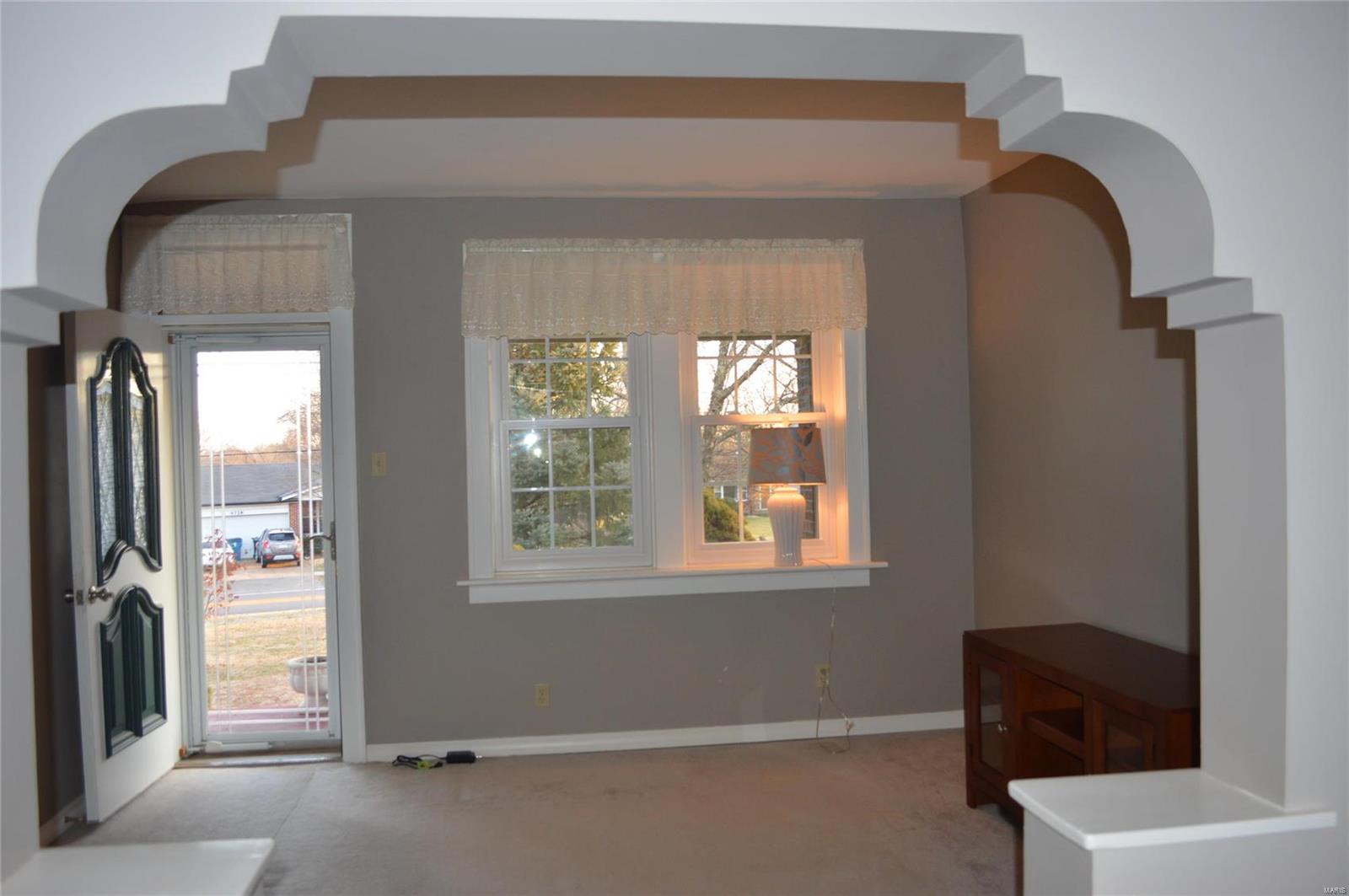 4721 Ringer Road St. Louis, MO 63129 - Photo 7 of 25 Gallery Image 7