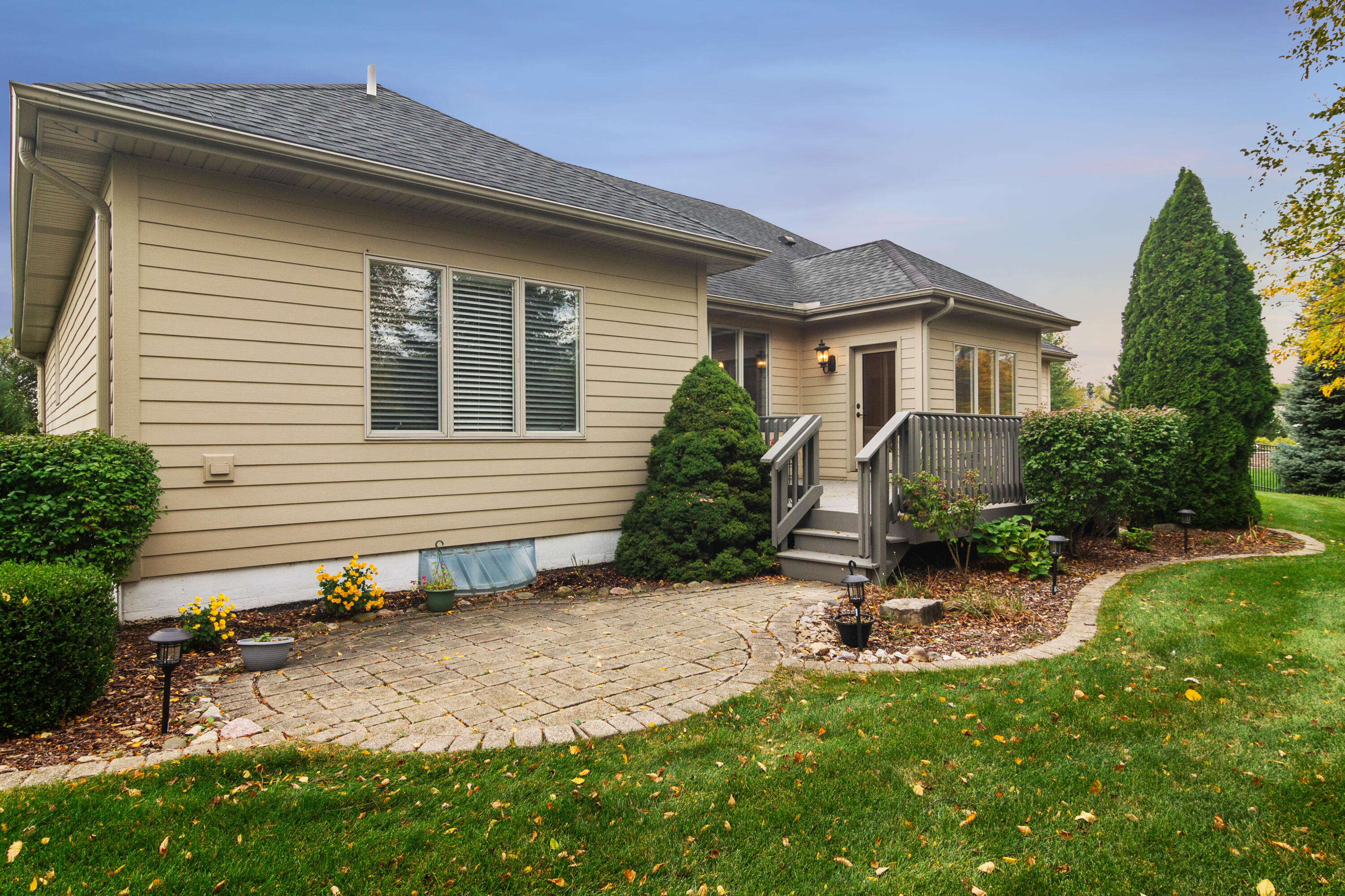 910 Hawk Circle Crown Point, IN 46307 - Photo 39 of 40 3000x2000