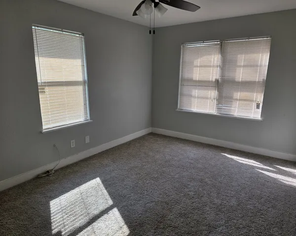 $89,000 | 717 South Valderas Street, Angleton, TX 77515