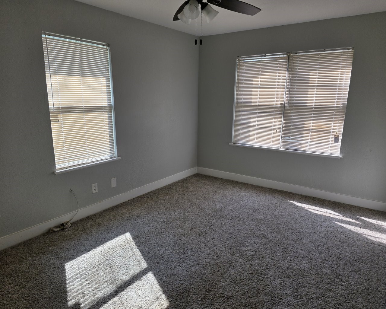 717 South Valderas Street Angleton, TX 77515 - Photo 7 of 14 Bedroom 1