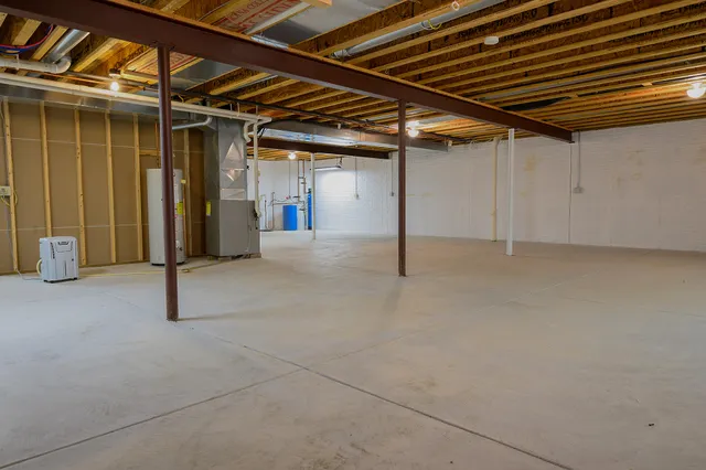 $470,000 | 2315 Stoney Lane, Grafton, WI 53024