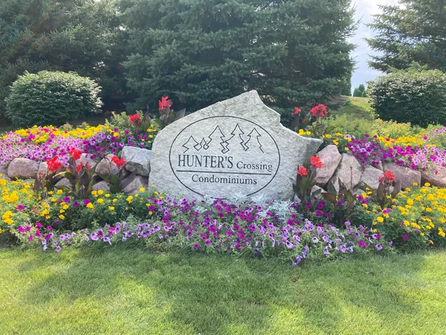 $470,000 | 2315 Stoney Lane, Grafton, WI 53024