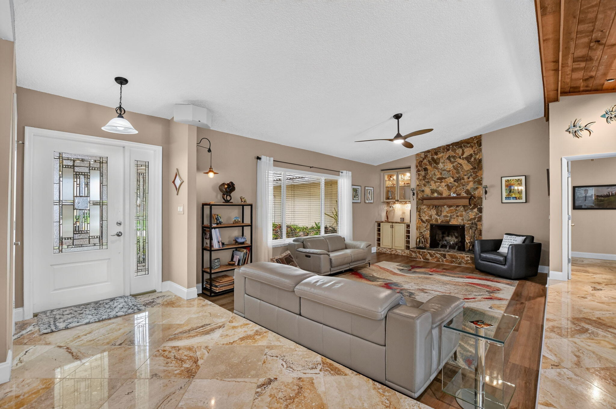 32 Southwest 14th Avenue Boca Raton, FL 33486 - Photo 5 of 79 10-web-or-mls-DSC_0331