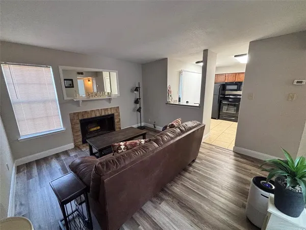 $1,370 | 4748 Old Bent Tree Lane, Unit 301, Dallas, TX 75287