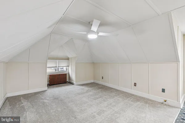 a view of utility room