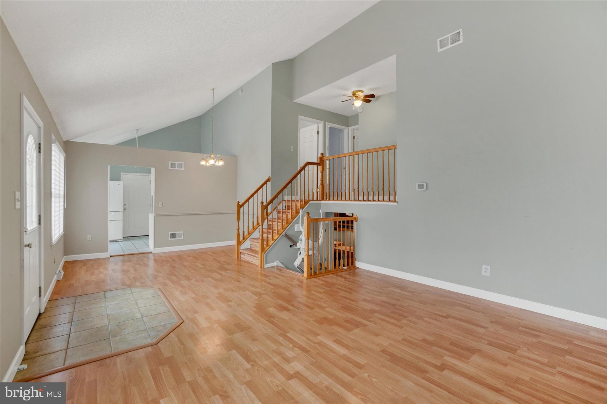 355 Edgewood Road York, PA 17402 - Photo 3 of 28 Gallery Image 3