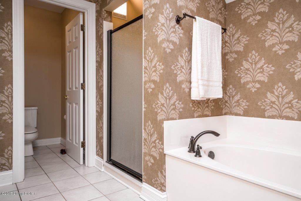 14017 Hickory Ridge Road Louisville, KY 40245 - Photo 36 of 71 14017 Hickory Ridge Rd-66