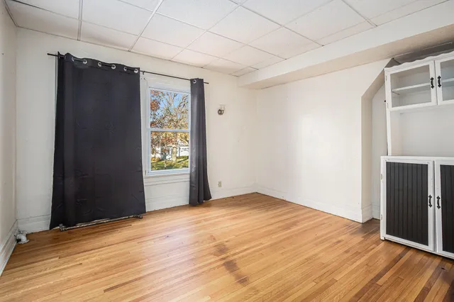 $275,000 | 490 Territorial Road, Benton Harbor, MI 49022