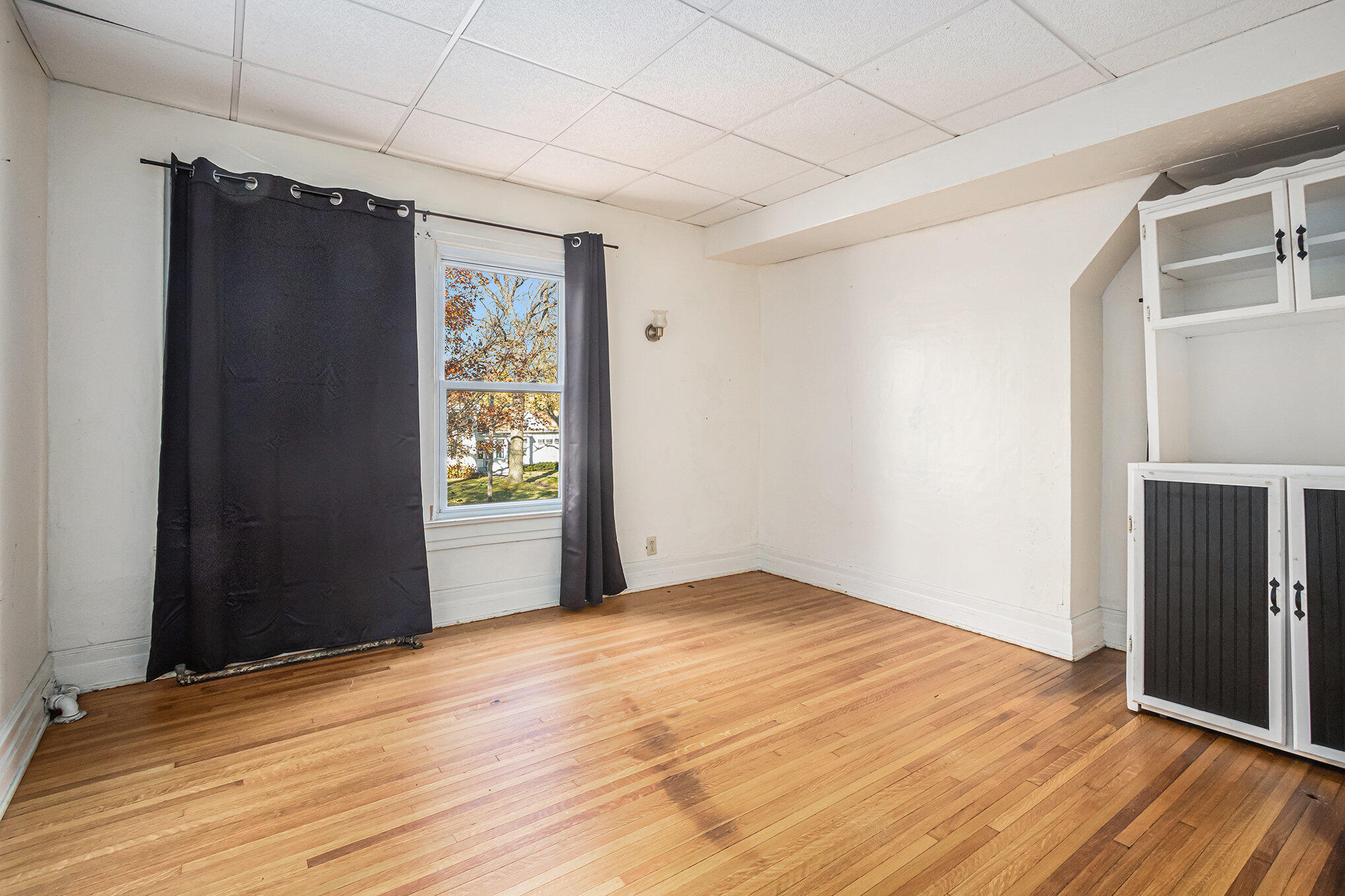 490 Territorial Road Benton Harbor, MI 49022 - Photo 11 of 25 013_file_821