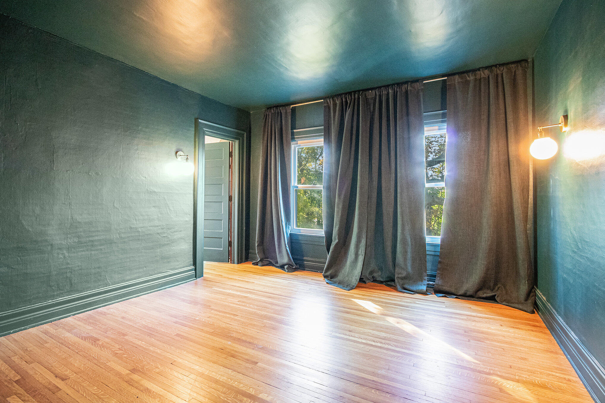 490 Territorial Road Benton Harbor, MI 49022 - Photo 12 of 25 014_file_346