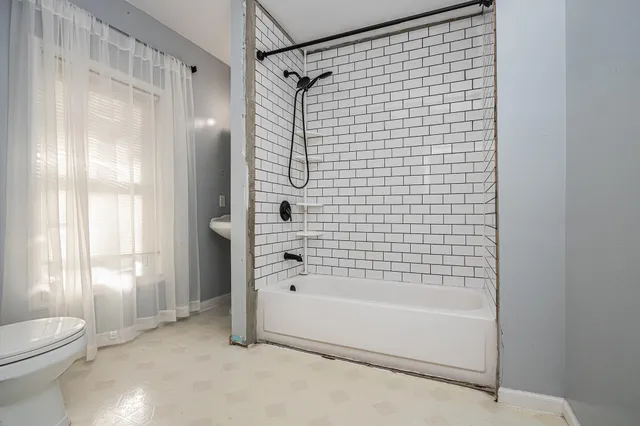 $275,000 | 490 Territorial Road, Benton Harbor, MI 49022