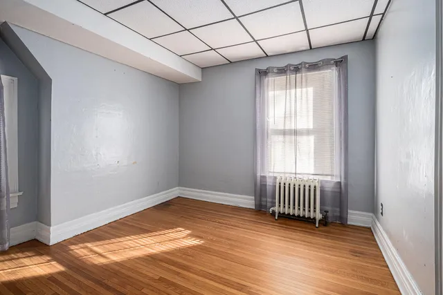 $275,000 | 490 Territorial Road, Benton Harbor, MI 49022