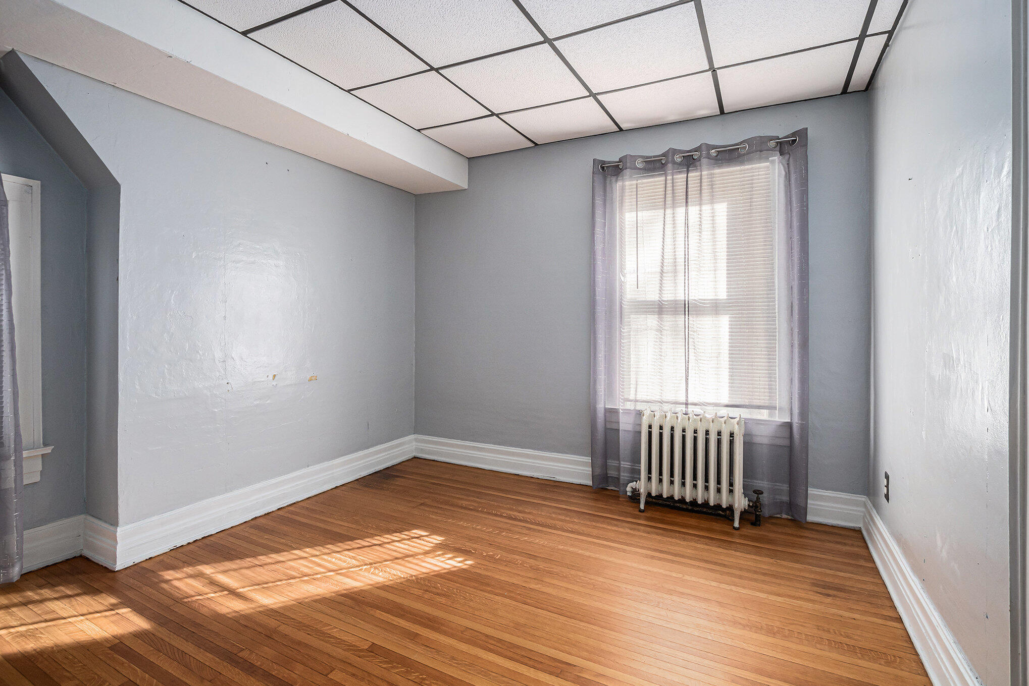 490 Territorial Road Benton Harbor, MI 49022 - Photo 16 of 25 020_file_764