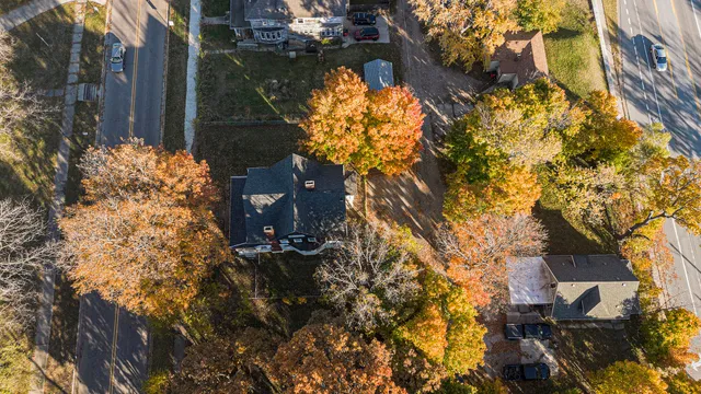 $275,000 | 490 Territorial Road, Benton Harbor, MI 49022