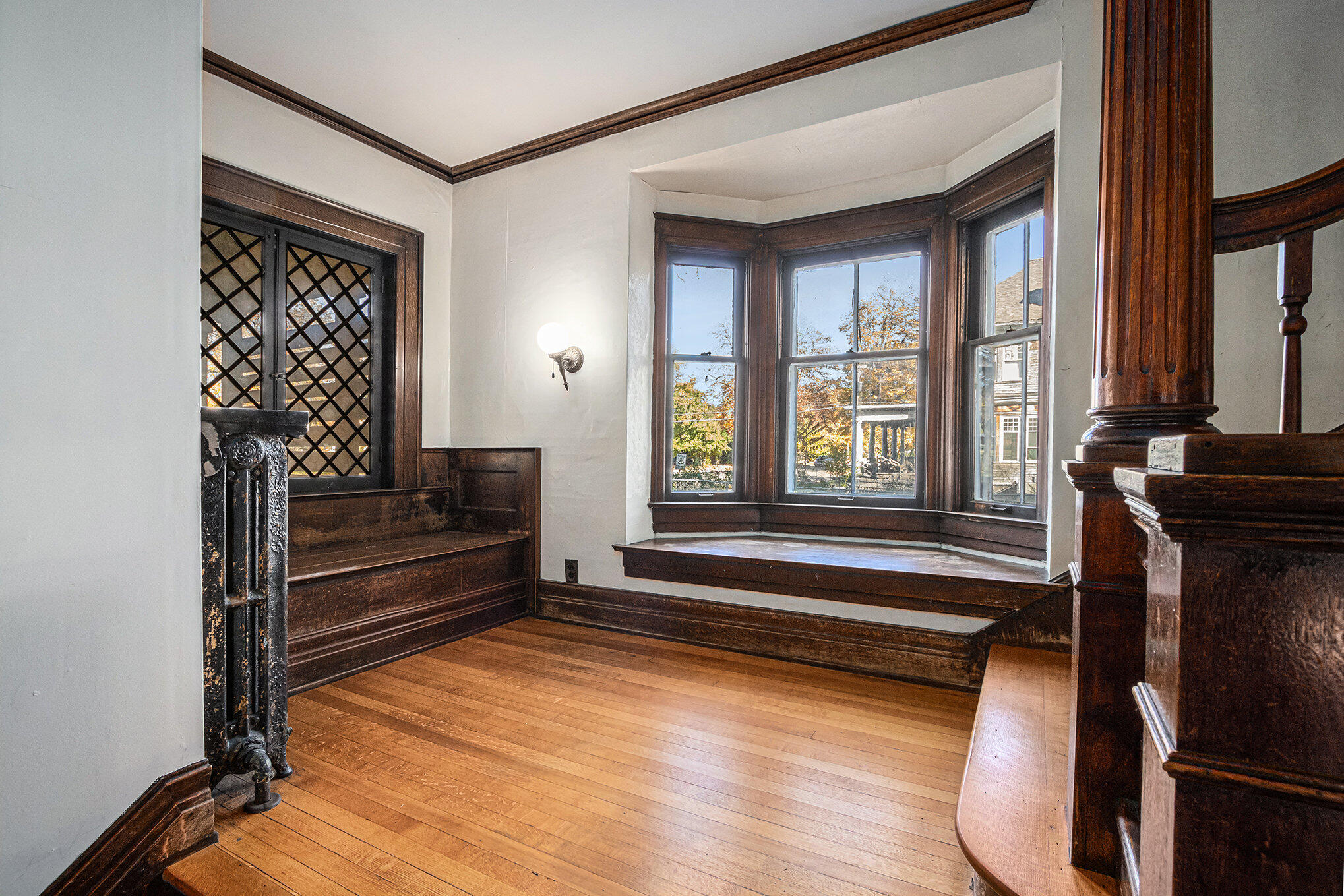 490 Territorial Road Benton Harbor, MI 49022 - Photo 5 of 25 005_file_875