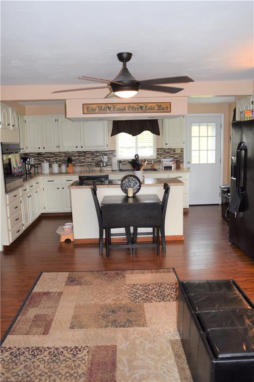 870 Falck Road McKees Rocks, PA 15136 - Photo 4 of 21 Gallery Image 4