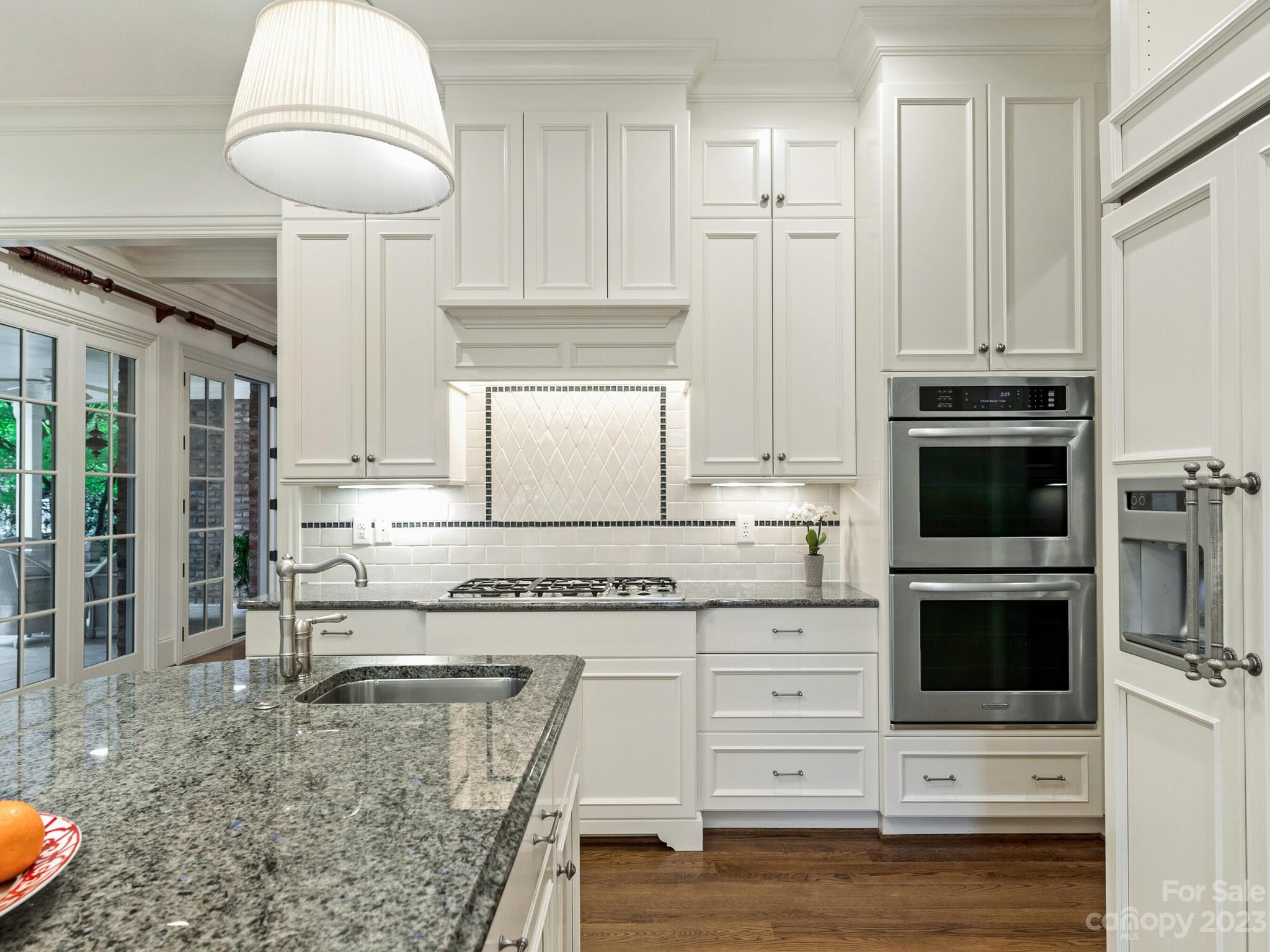1119 Bolling Road Charlotte, NC 28207 - Photo 13 of 42 Gallery Image 13