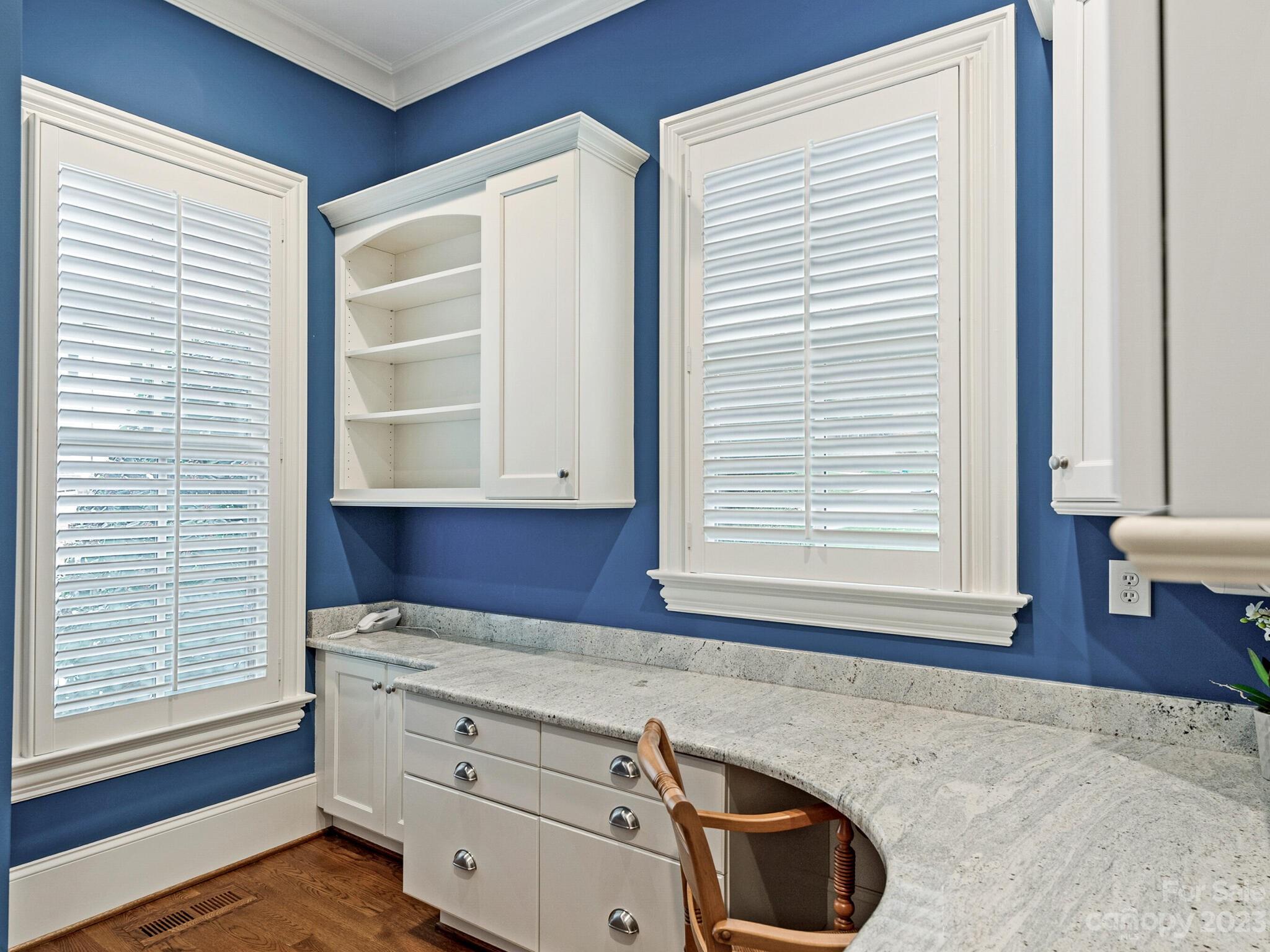 1119 Bolling Road Charlotte, NC 28207 - Photo 15 of 42 Gallery Image 15