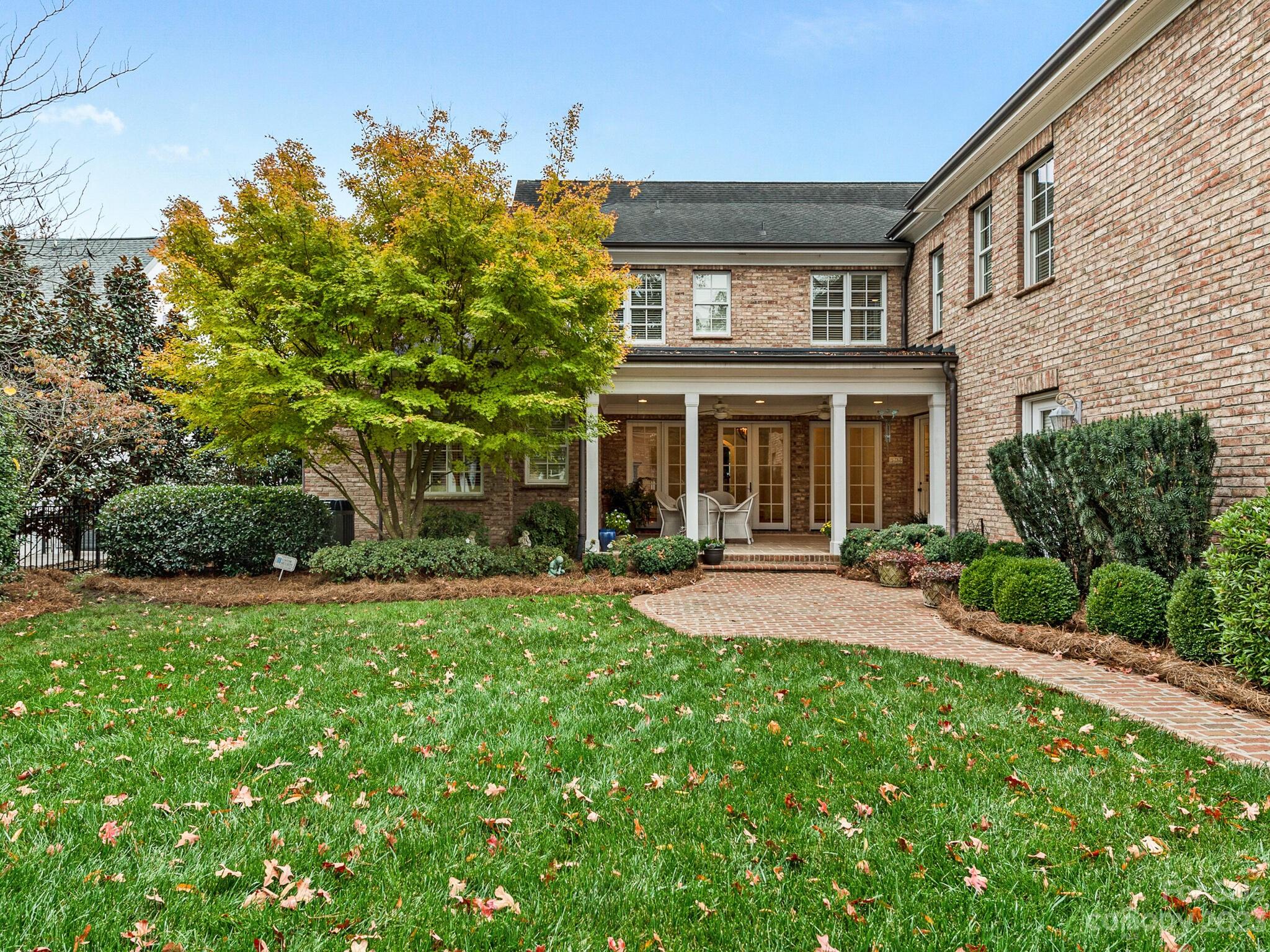 1119 Bolling Road Charlotte, NC 28207 - Photo 36 of 42 Gallery Image 36
