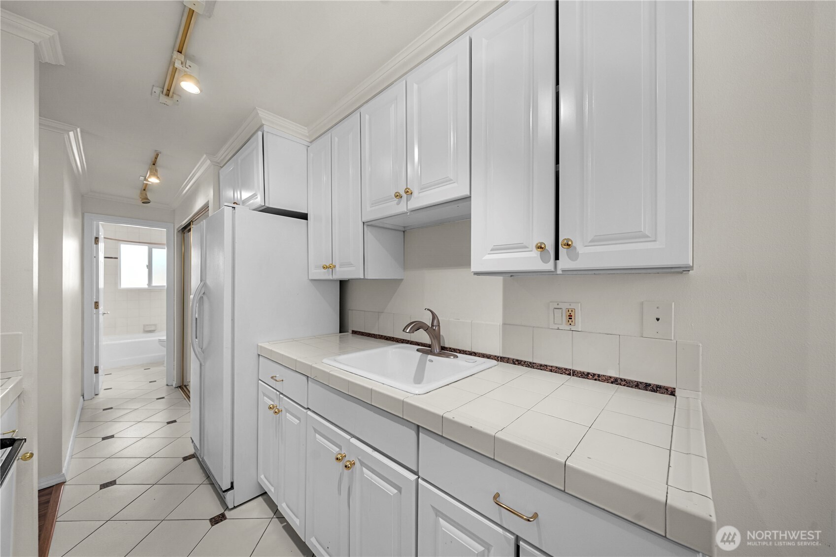 809 North 6th Street Renton, WA 98057 - Photo 17 of 40