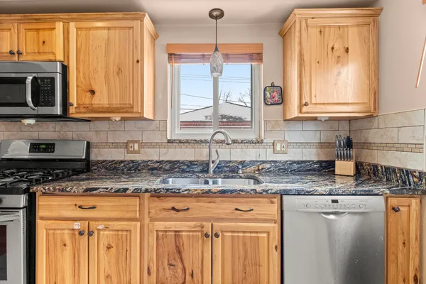 $340,000 | 5845 Plainfield Street, Dearborn Heights, MI 48127