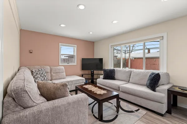 $340,000 | 5845 Plainfield Street, Dearborn Heights, MI 48127