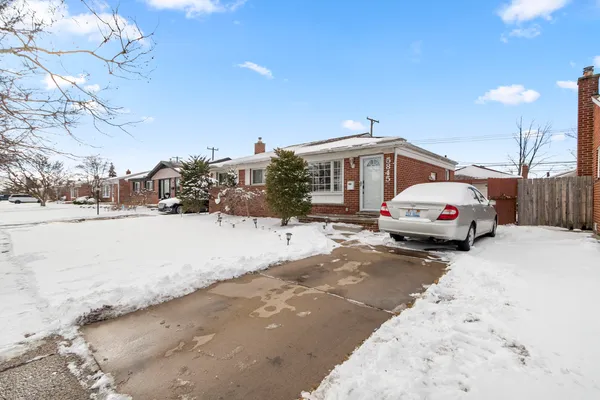 $340,000 | 5845 Plainfield Street, Dearborn Heights, MI 48127