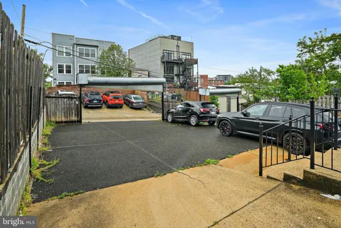 a view of parking area