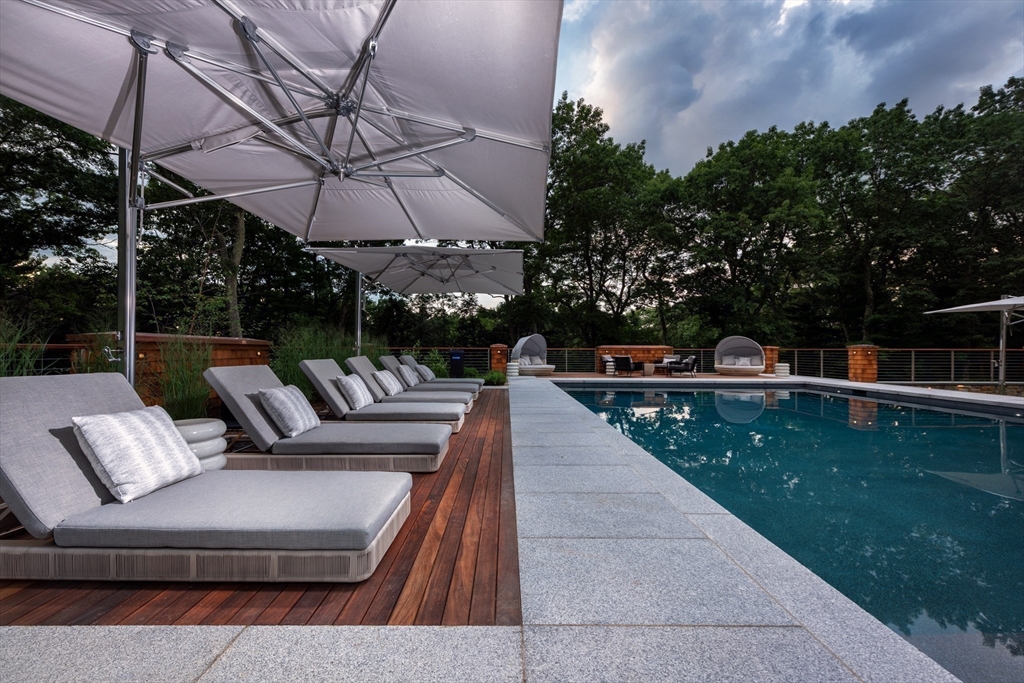 56 Doublet Hill Road Weston, MA 02493 - Photo 20 of 24