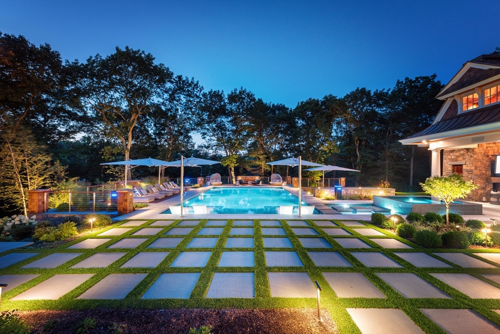 56 Doublet Hill Road Weston, MA 02493 - Photo 3 of 24