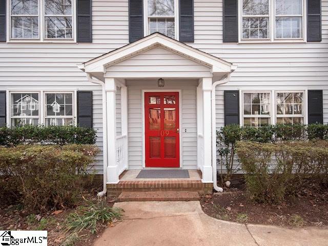 109 Terrence Court Greer, SC 29650 - Photo 2 of 36 Gallery Image 2