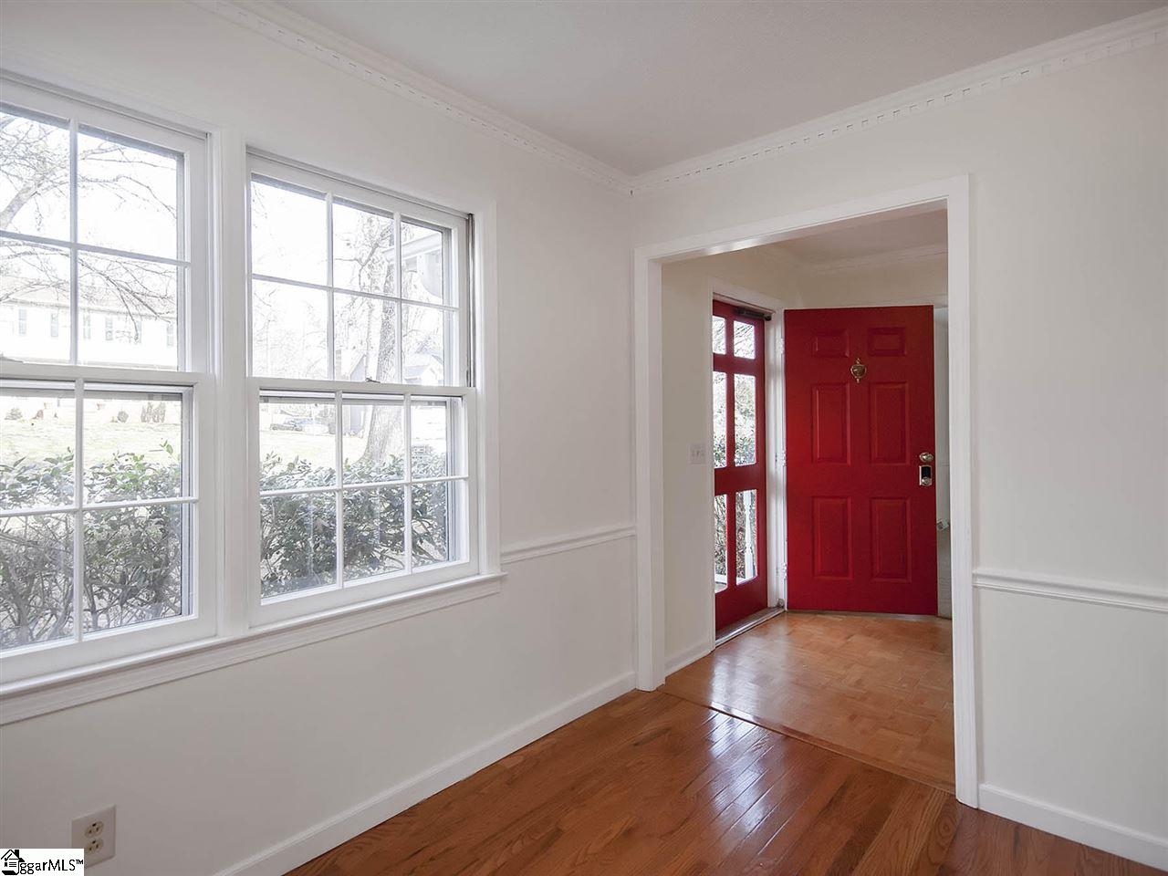 109 Terrence Court Greer, SC 29650 - Photo 5 of 36 Gallery Image 5