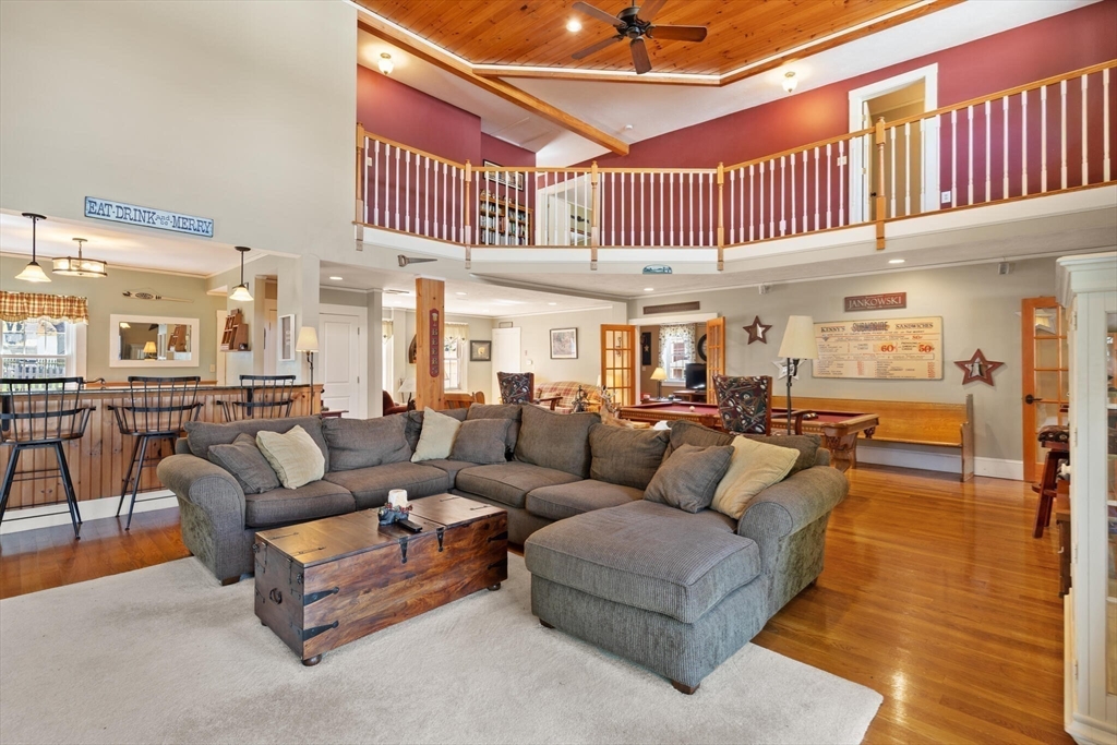 291 Plimpton Street Walpole, MA 02081 - Photo 20 of 41