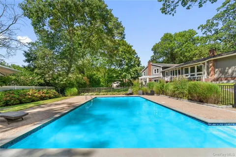 $1,545,000 | 236 Robert Drive, New Rochelle, NY 10804