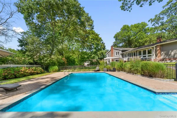 $1,545,000 | 236 Robert Drive, New Rochelle, NY 10804