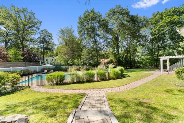 $1,545,000 | 236 Robert Drive, New Rochelle, NY 10804