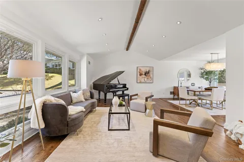 $1,545,000 | 236 Robert Drive, New Rochelle, NY 10804